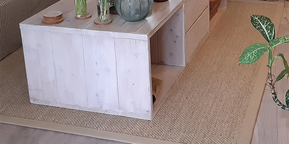 Verschiedene Sisalteppiche